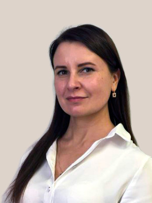 Заместитель главного врача по кадрам Новожилова Анна Васильевна